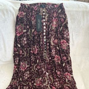 Rachel Zoe Burgundy Floral Front Slit Midi Skirt with Ruffled Bottom Small